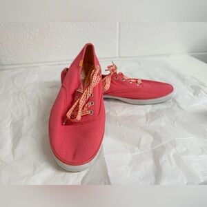 Keds Champion canvas sneakers in a coral color size 6